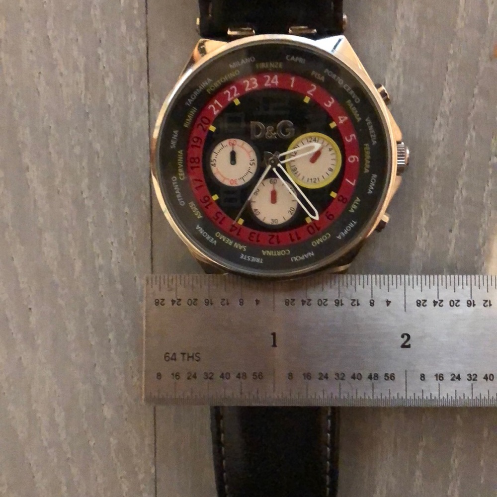 D&G Men’s Oversized Face Watch ~ 2”